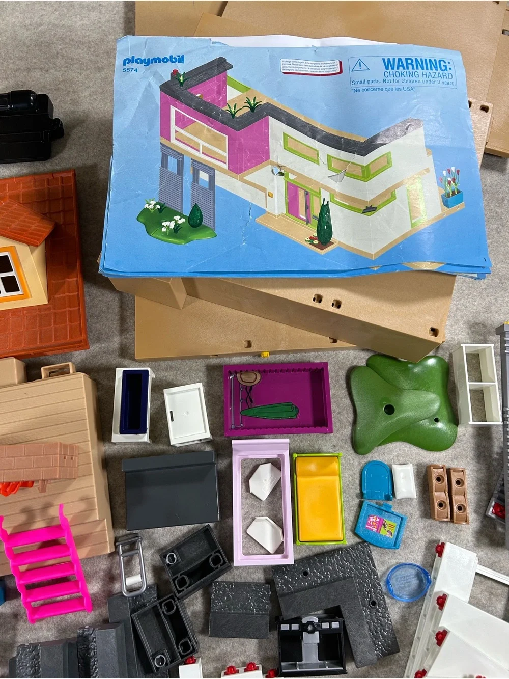 Playmobil Playset Accessories - huge lot - 5574